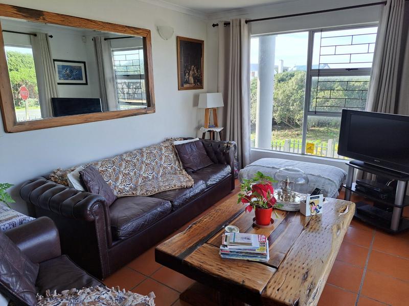 6 Bedroom Property for Sale in Kleinbaai Western Cape